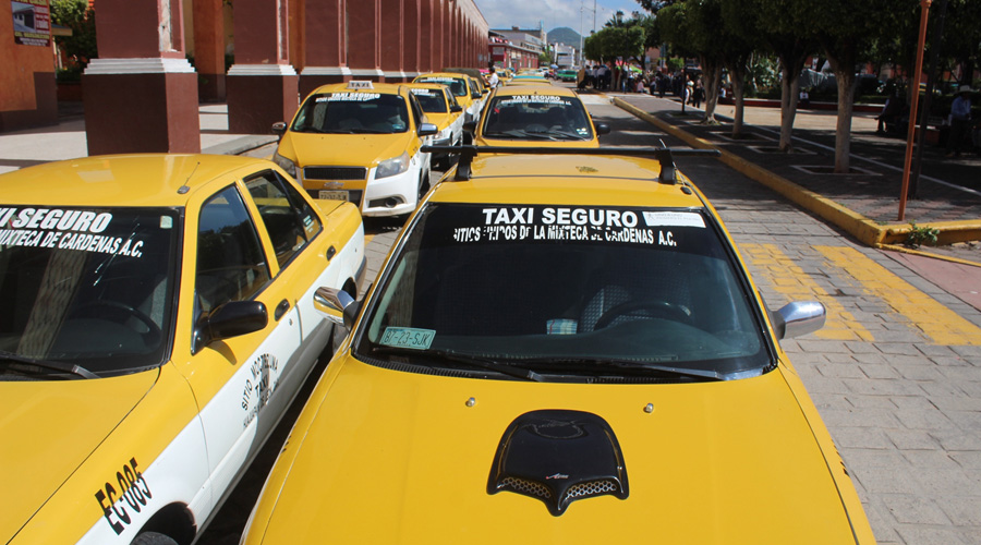 Buscan comerciantes y taxistas de la Mixteca, diálogo