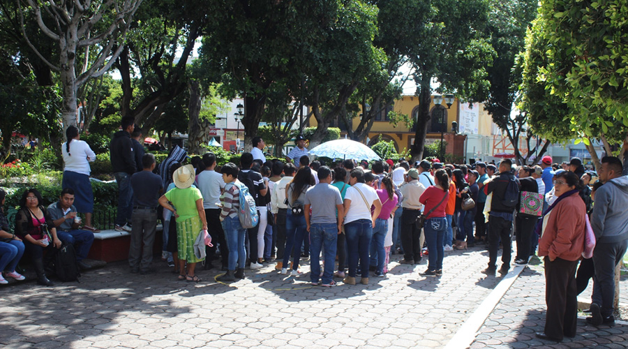 Buscan comerciantes y taxistas de la Mixteca, diálogo