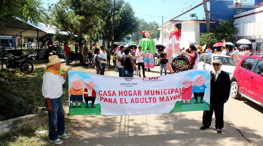 Celebran en Oaxaca, el Día del Abuelo