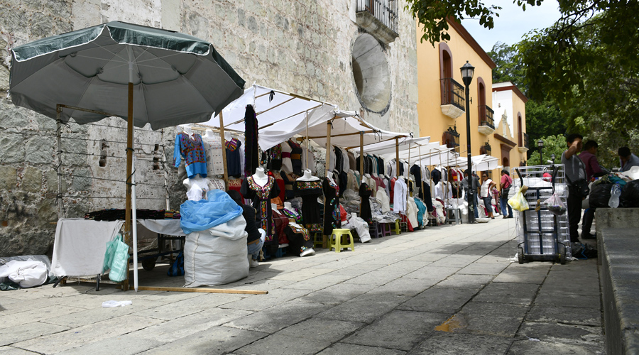 Contemplan reubicar ambulantes en plazas y en la Central de Abasto de Oaxaca