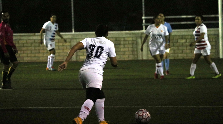Golea Carmín en octava fecha del Torneo Femenino de la Liga Río 7
