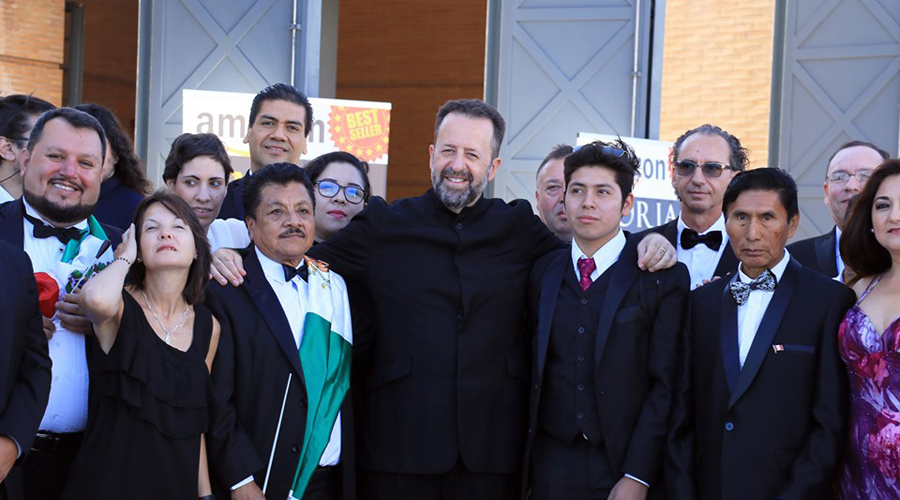 De la Mixteca de Oaxaca a la Cumbre de Directores de Orquesta