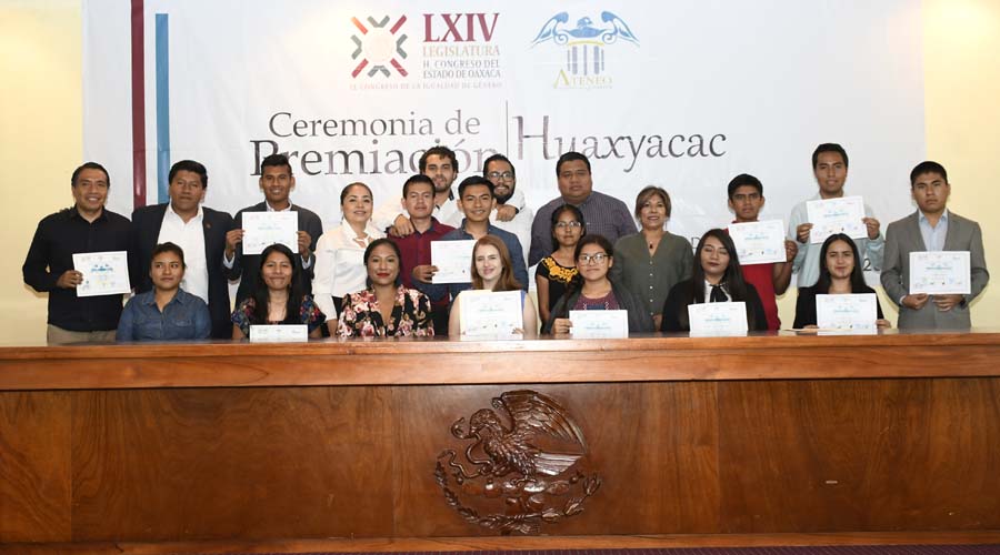 Reciben jóvenes destacados el premio Huaxyacac 2019 | El Imparcial de Oaxaca