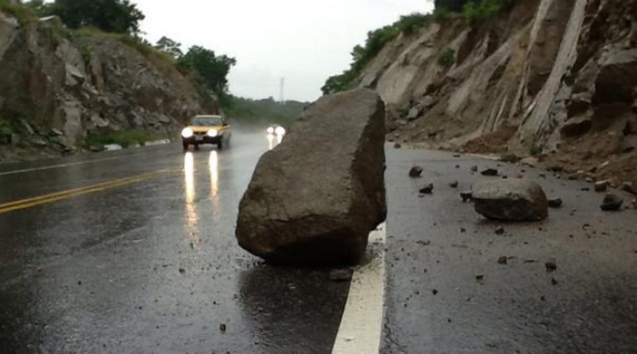 Lluvias dejan daños en carreteras de Oaxaca | El Imparcial de Oaxaca