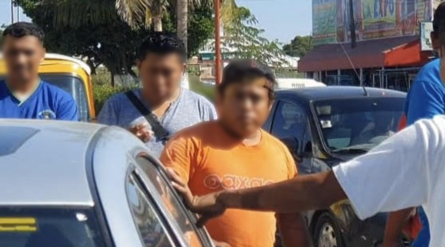 Mototaxi provoca percance en Juchitán