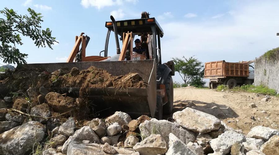 Retiran escombro de la reconstrucción de San Blas Atempa, Oaxaca