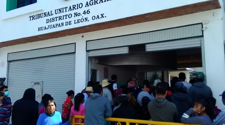 Se inconforman los trabajadores del Tribunal Unitario Agrario