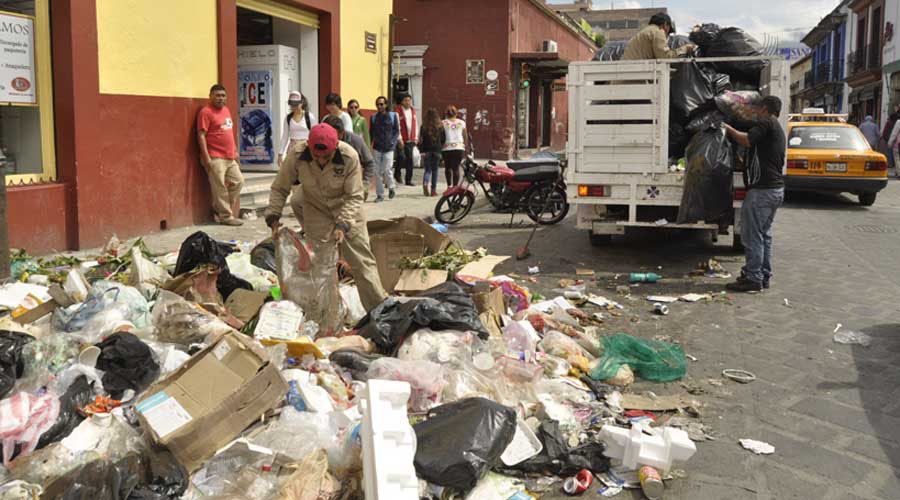 Sin éxito, programas para evitar el uso de plástico en Oaxaca