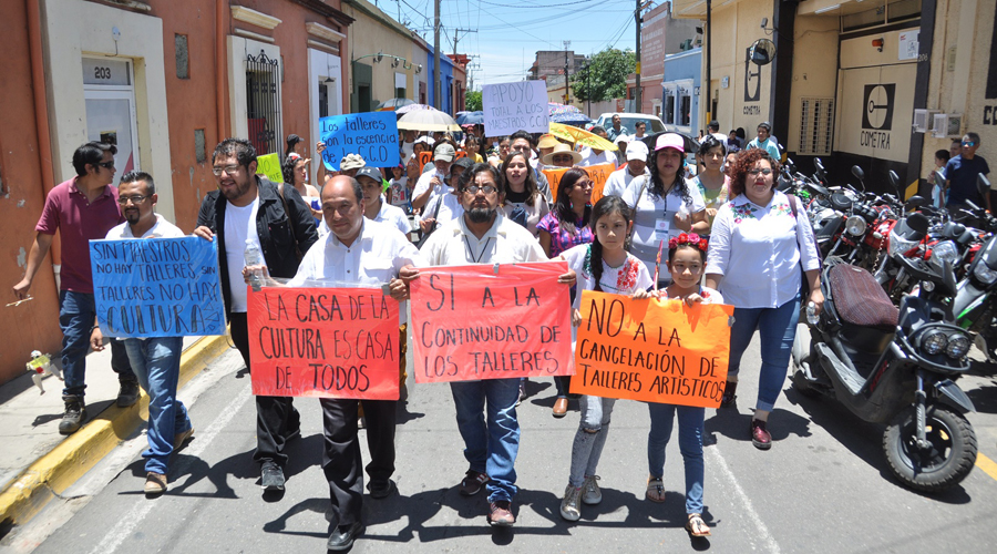 Sale director de la Casa de la Cultura Oaxaqueña | El Imparcial de Oaxaca