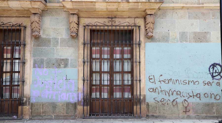 Urge legislar y evitar deterioro por grafitis en edificios del Centro Histórico