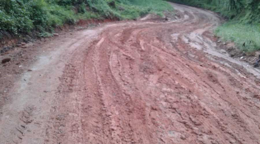 Yutandayoo y La Chuparrosa exigen reparación de caminos