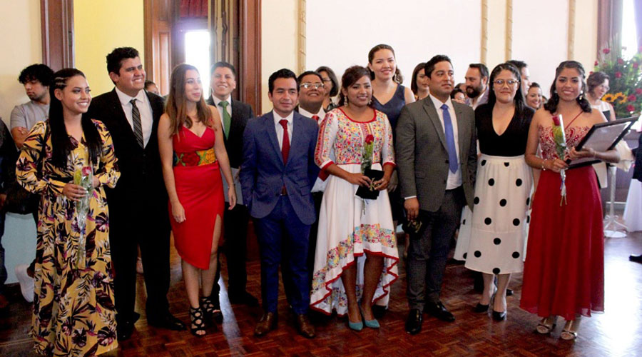 Se gradúa la sexta generación del Instituto de Ciencias Jurídicas de Oaxaca