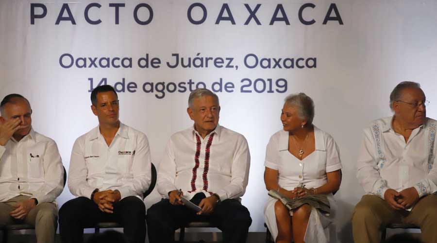 Firman Pacto Oaxaca, unirán esfuerzos para levantar el sur de México