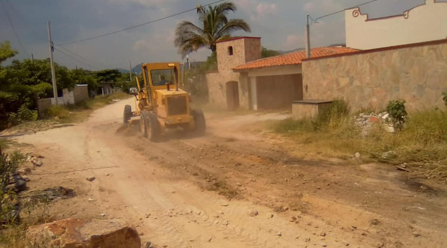 Rehabilitan vialidades abandonadas en Salina Cruz