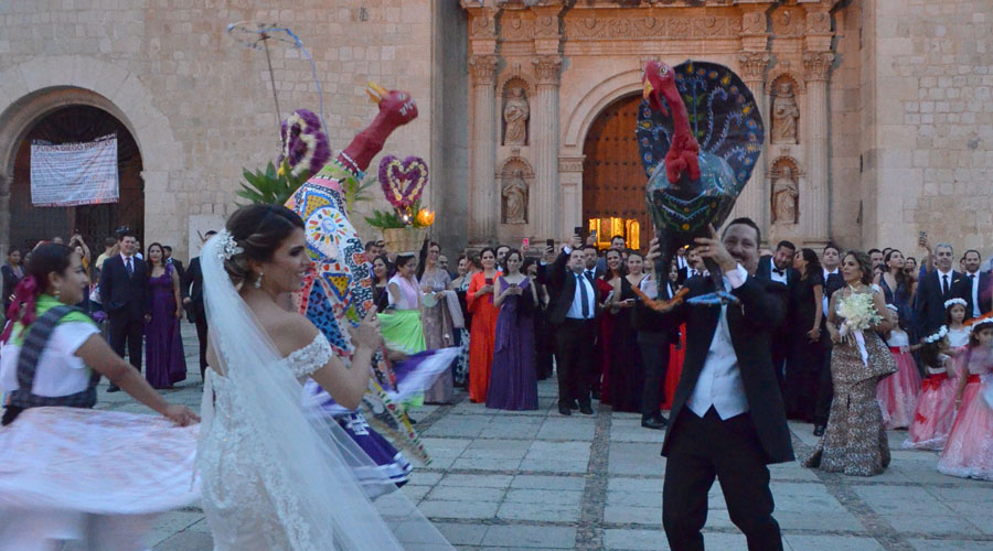 Daniel y Mariana unieron sus vidas en sagrado matrimonio