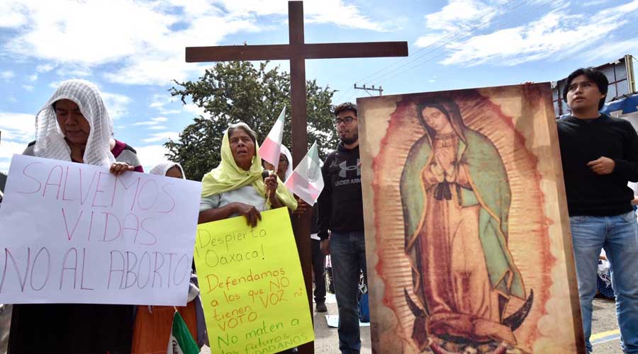 Aborto legal o clandestino, la discusión en el Congreso de Oaxaca