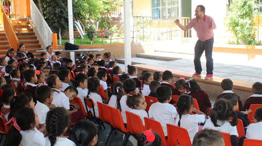 Con feria fomentan amor por la lectura en Huajuapan de León, Oaxaca | El Imparcial de Oaxaca