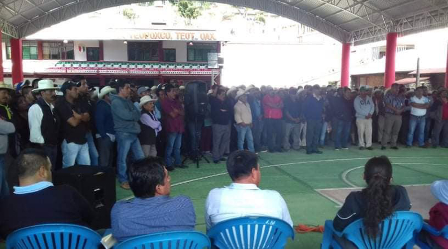 Pobladores de Teopoxco cierran palacio municipal | El Imparcial de Oaxaca
