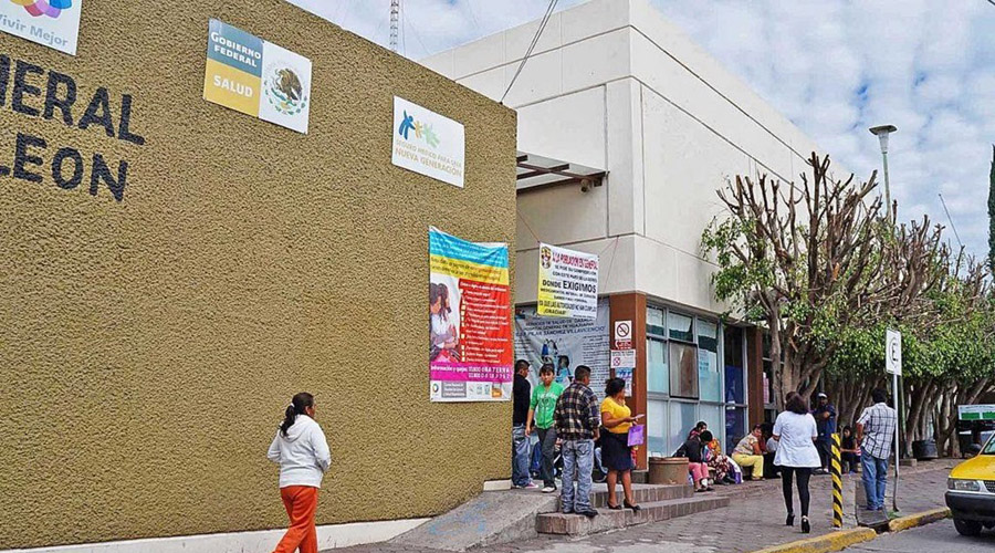 En paro, personal del  Hospital de Huajuapan