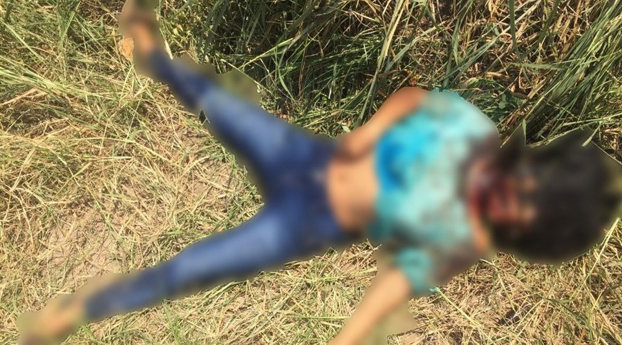 Hallan cuerpo degollado de una mujer en Pinotepa Nacional