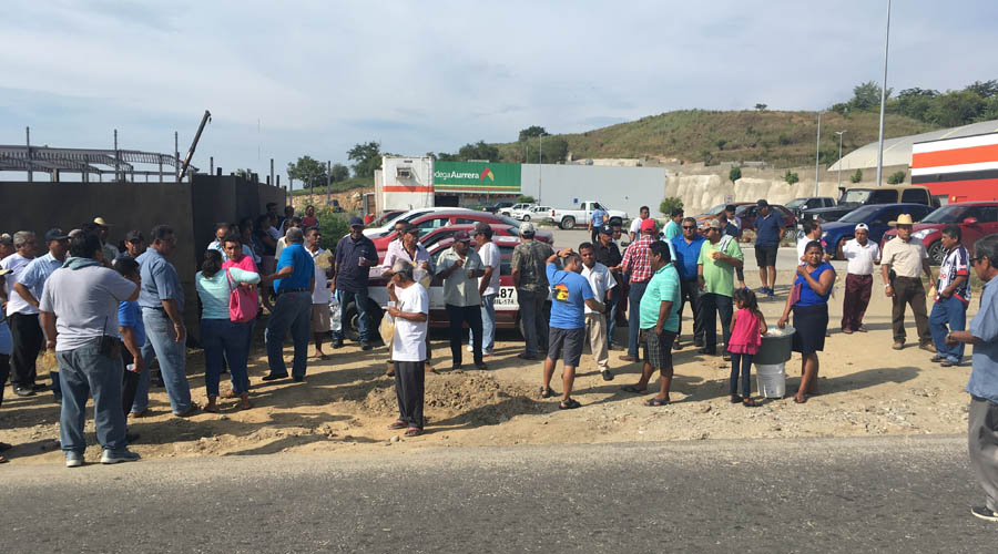 Se agudiza conflicto entre transportistas de Pinotepa Nacional | El Imparcial de Oaxaca