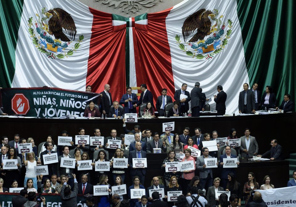 Critica Mexicanos Primero leyes secundarias | El Imparcial de Oaxaca