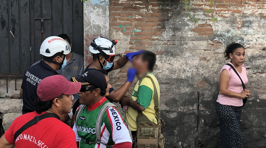 Choque entre mototaxis deja tres lesionados en Juchitán