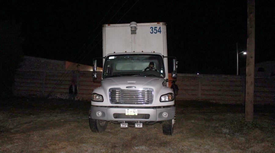 Recuperan camión robado con mercancía | El Imparcial de Oaxaca