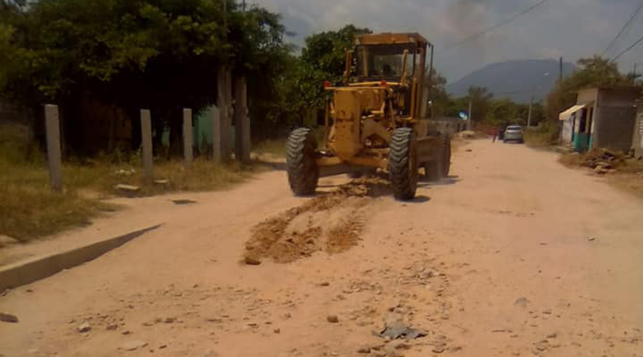 Rehabilitan vialidades abandonadas en Salina Cruz