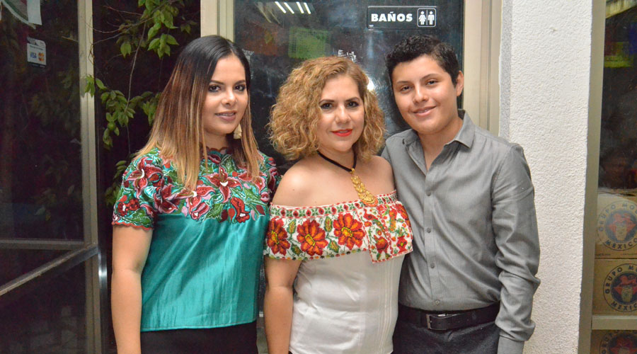 El club Rotario Oaxaca organizaró una cena para conmemorar la Independencia de México