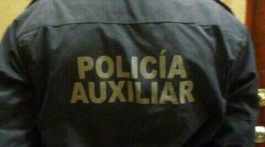 Policías son detenidos por abuso de autoridad en Amuzgos | El Imparcial de Oaxaca