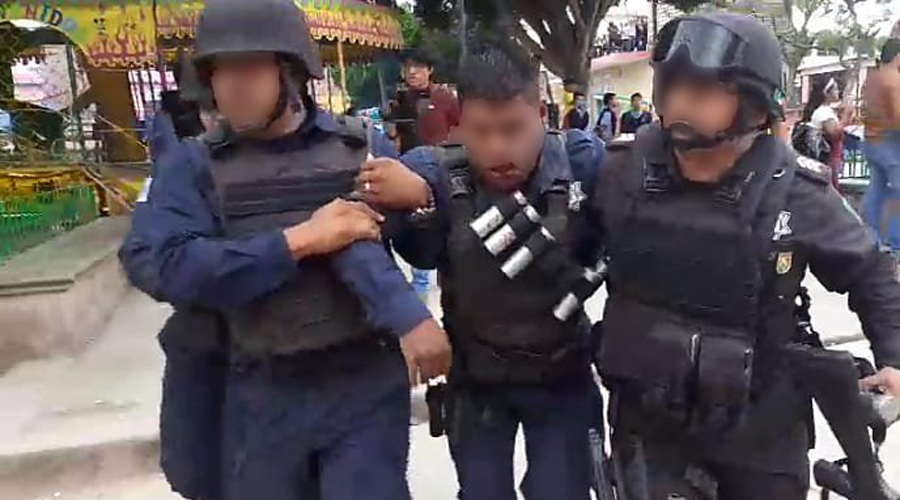 Hieren a policías estatales en Tlacolula