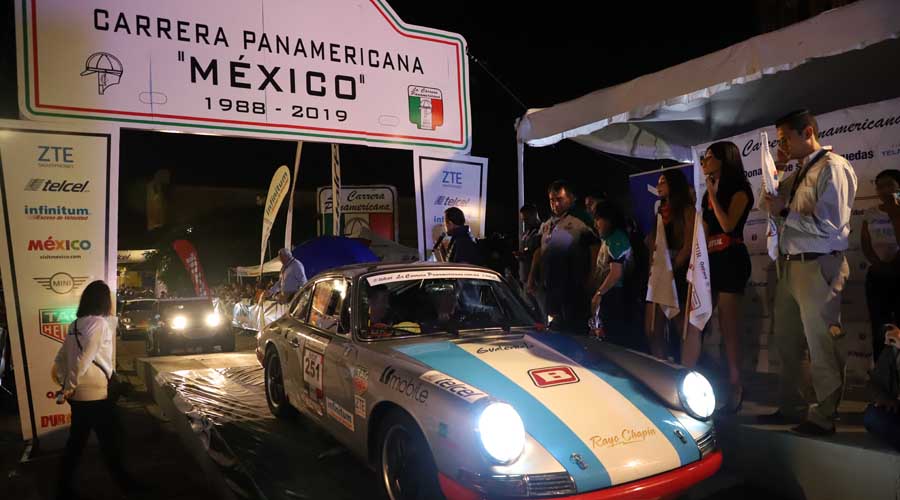 Salida sublime de la Carrera Panamericana