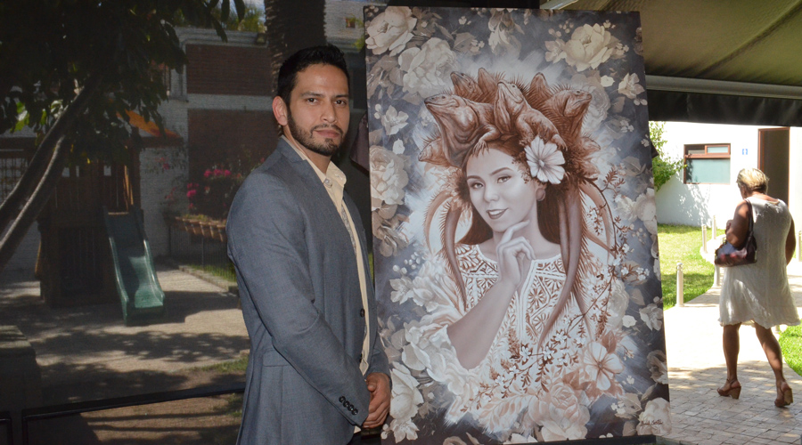 Ahmed expone su arte