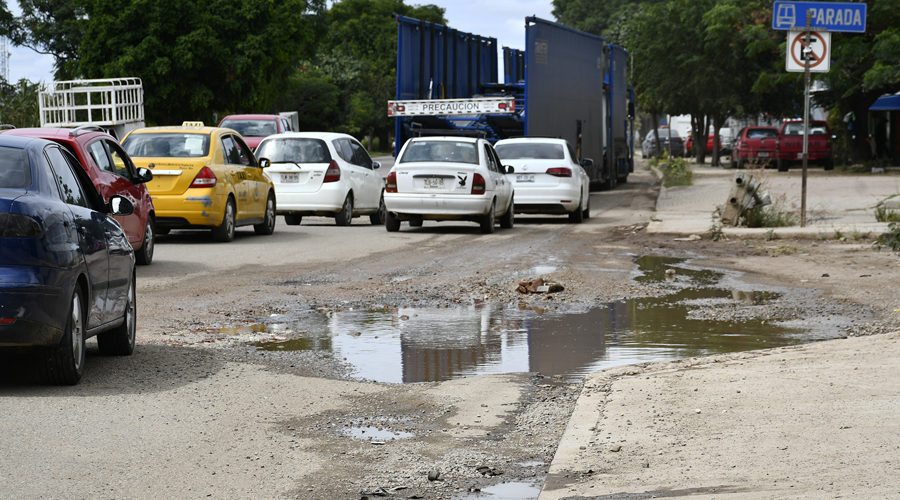 CAO abandona obras en Circuito Interior de Oaxaca