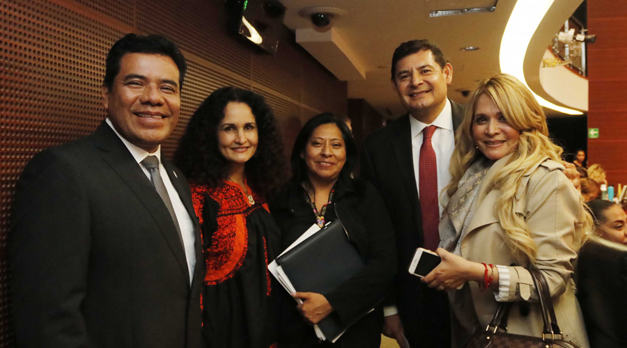 Peña Nieto perdonó impuestos por 538 millones de pesos a Gabino Cué