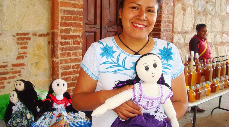 En San Juan Mixtepec, la otra cultura en el marco de fiesta titular