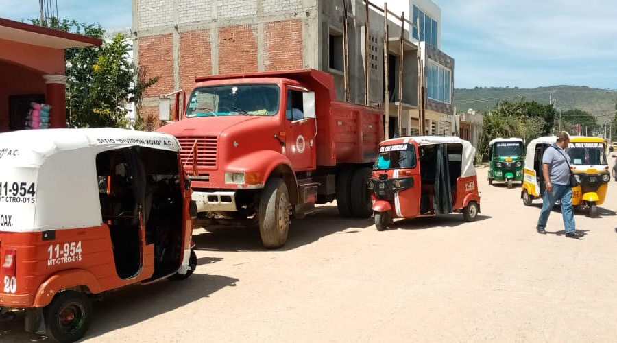 Mototaxi se impacta contra volteo en Xoxocotlán | El Imparcial de Oaxaca