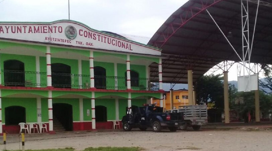 Los pobladores de Ayotzintepec tomaron el Palacio Municipal; exigen desaparición de poderes | El Imparcial de Oaxaca