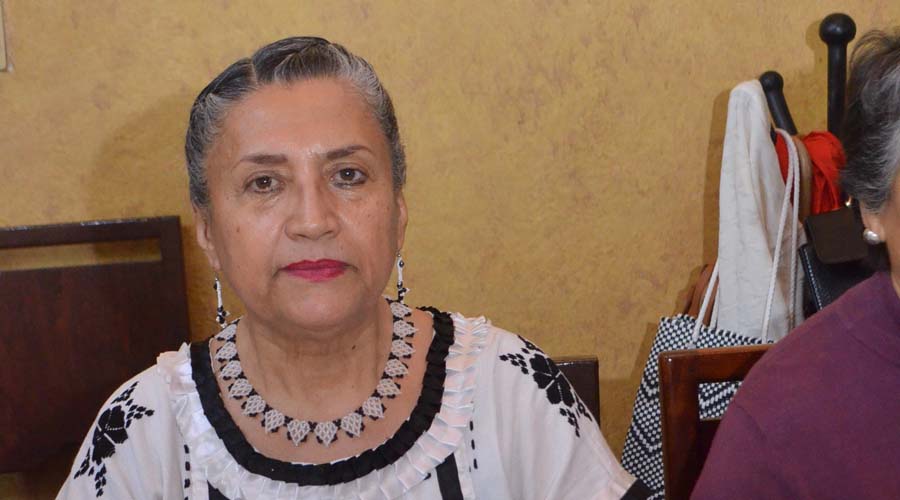Maricarmen recibe felicitaciones