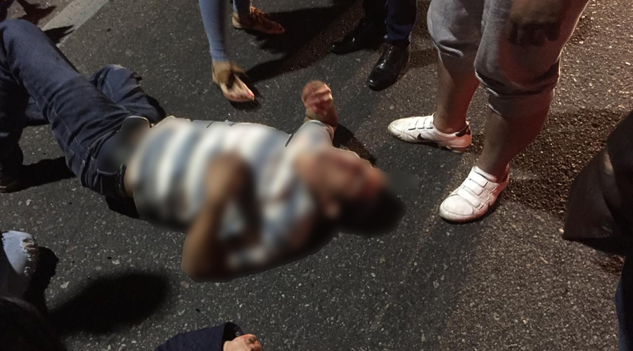 Graves al estrellarse contra camioneta