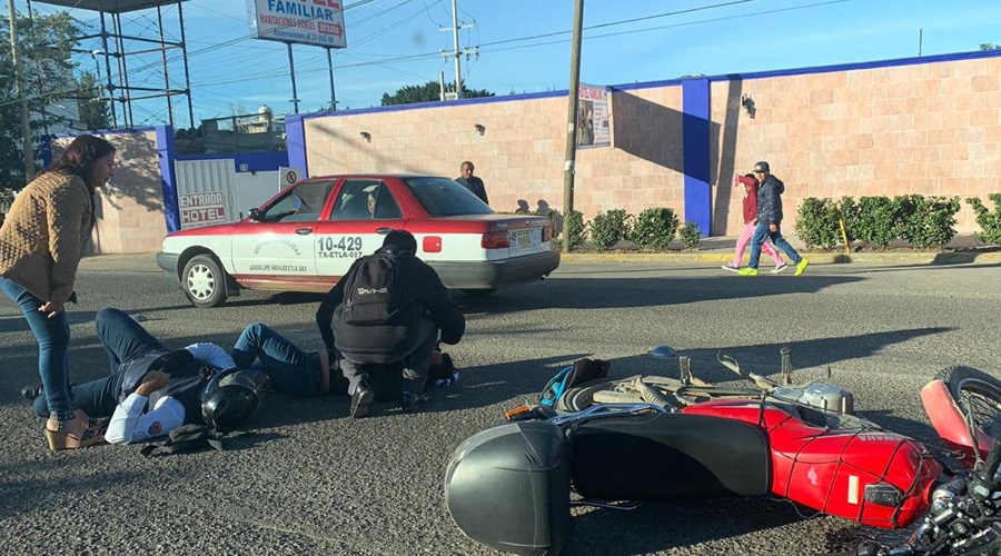 Arrollan a dos motocilistas | El Imparcial de Oaxaca