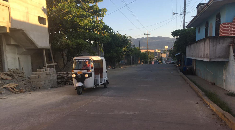 Reviven conflicto taxistas y mototaxistas de Pinotepa