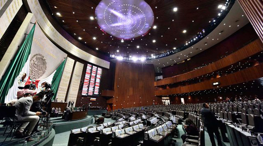 Instalarán plantón en la Cámara por recortes | El Imparcial de Oaxaca