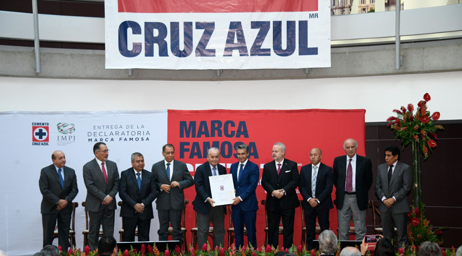 Cruz Azul recibe declaratoria de marca famosa