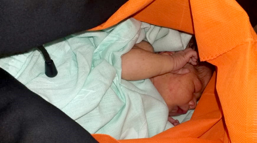 Abandonan a bebé recién nacido en la Clínica 38 de calzada Madero | El Imparcial de Oaxaca