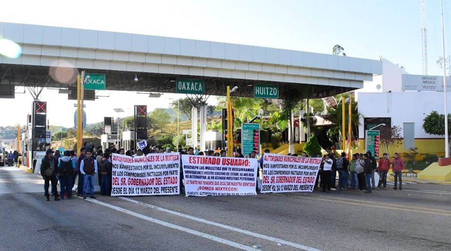 Ediles de la Mixteca exigen que gobernador cumpla compromisos | El Imparcial de Oaxaca