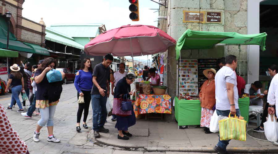 Locatarios de mercados piden al municipio socializar parquímetros