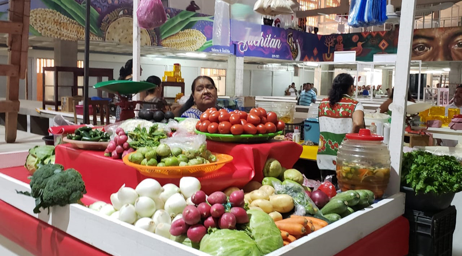 Luego de dos años, abre mercado juchiteco | El Imparcial de Oaxaca