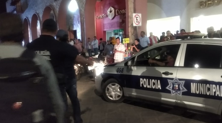 Denuncian ciudadanos abuso de fuerza de policía de Huajuapan | El Imparcial de Oaxaca